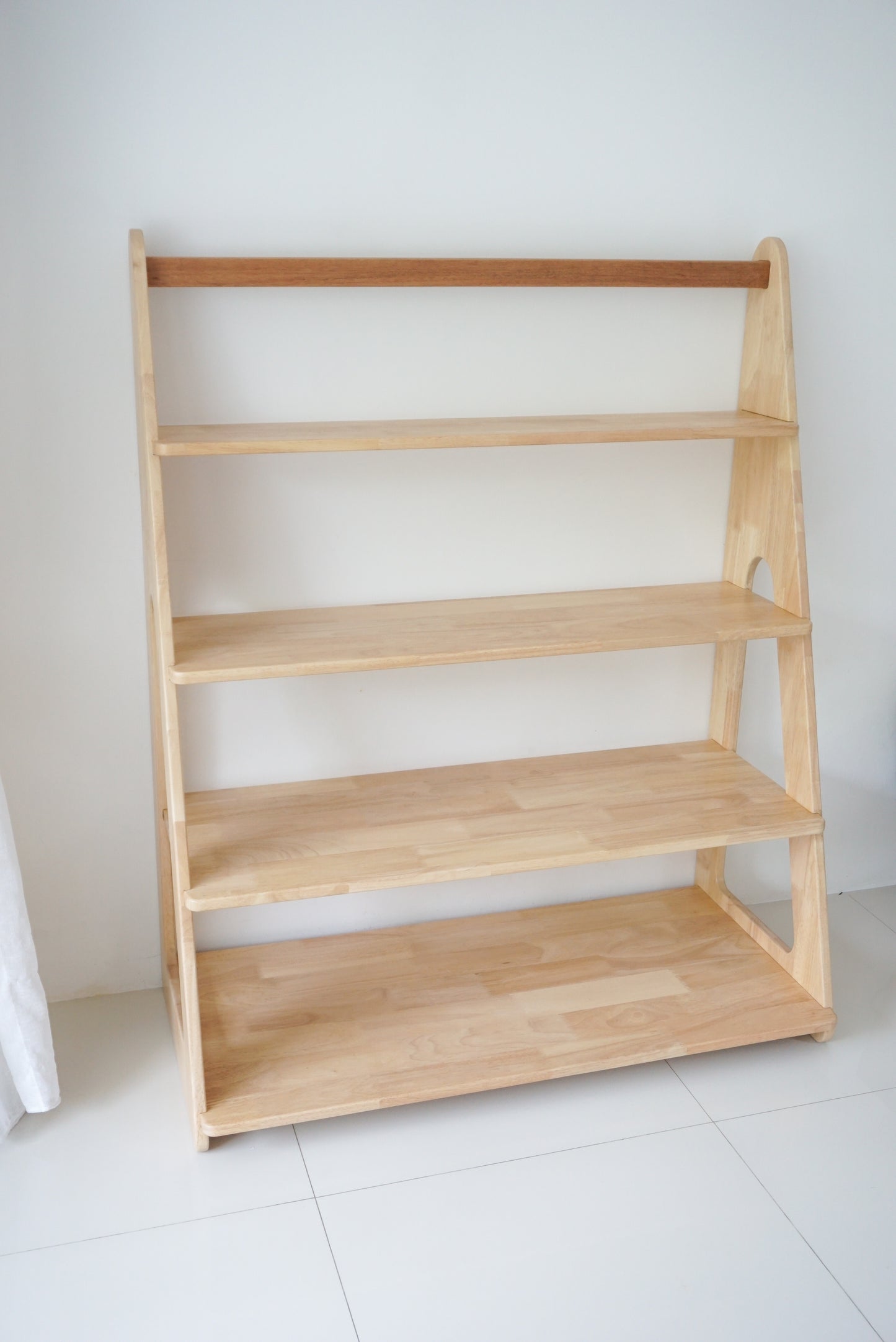 Embun Play Shelf
