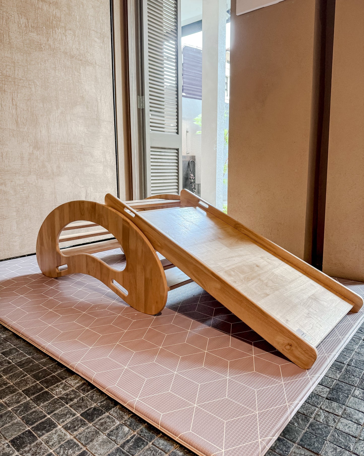 Largemat_Taburarchslide solid wood malaysia